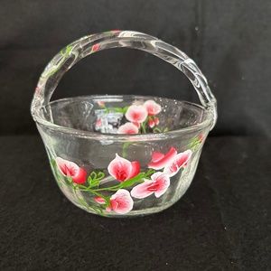 Beautiful hand-painted floral pattern glass basket/ bowl